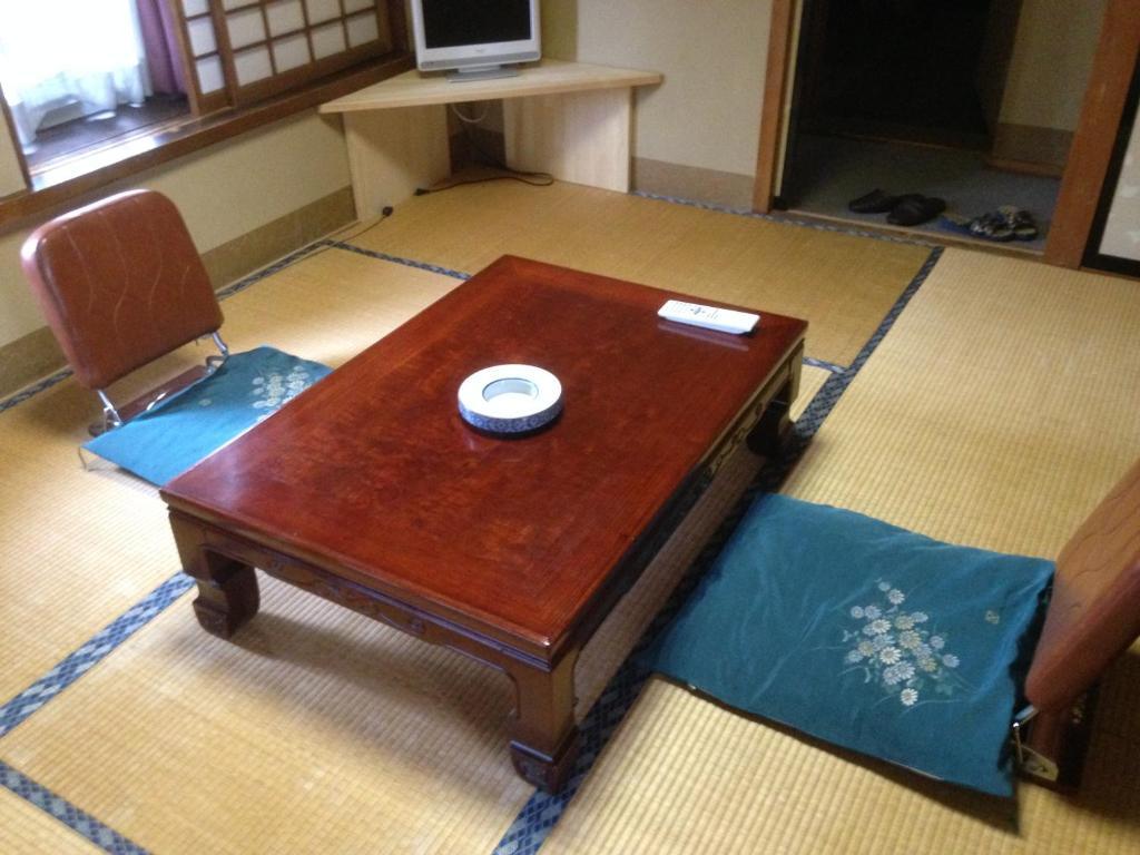 Chuokan Shimizuya Ryokan Hotel Nagano Room photo